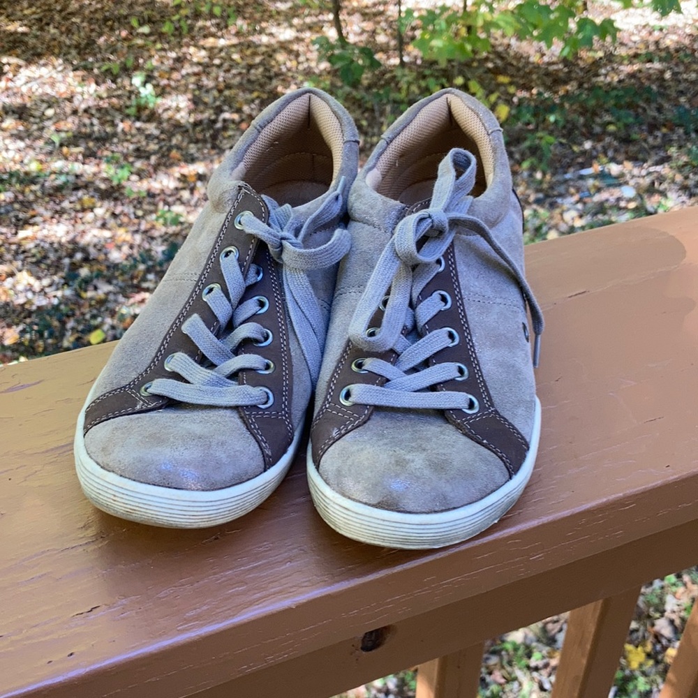 Comfotiva Align brown leather sneakers